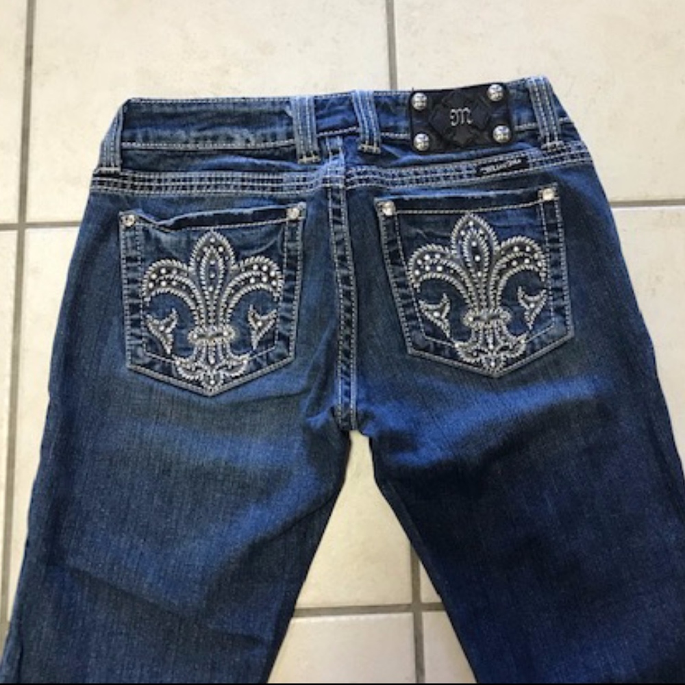 Miss Me Boot Cut Jeans Size 28 x 33 1/2